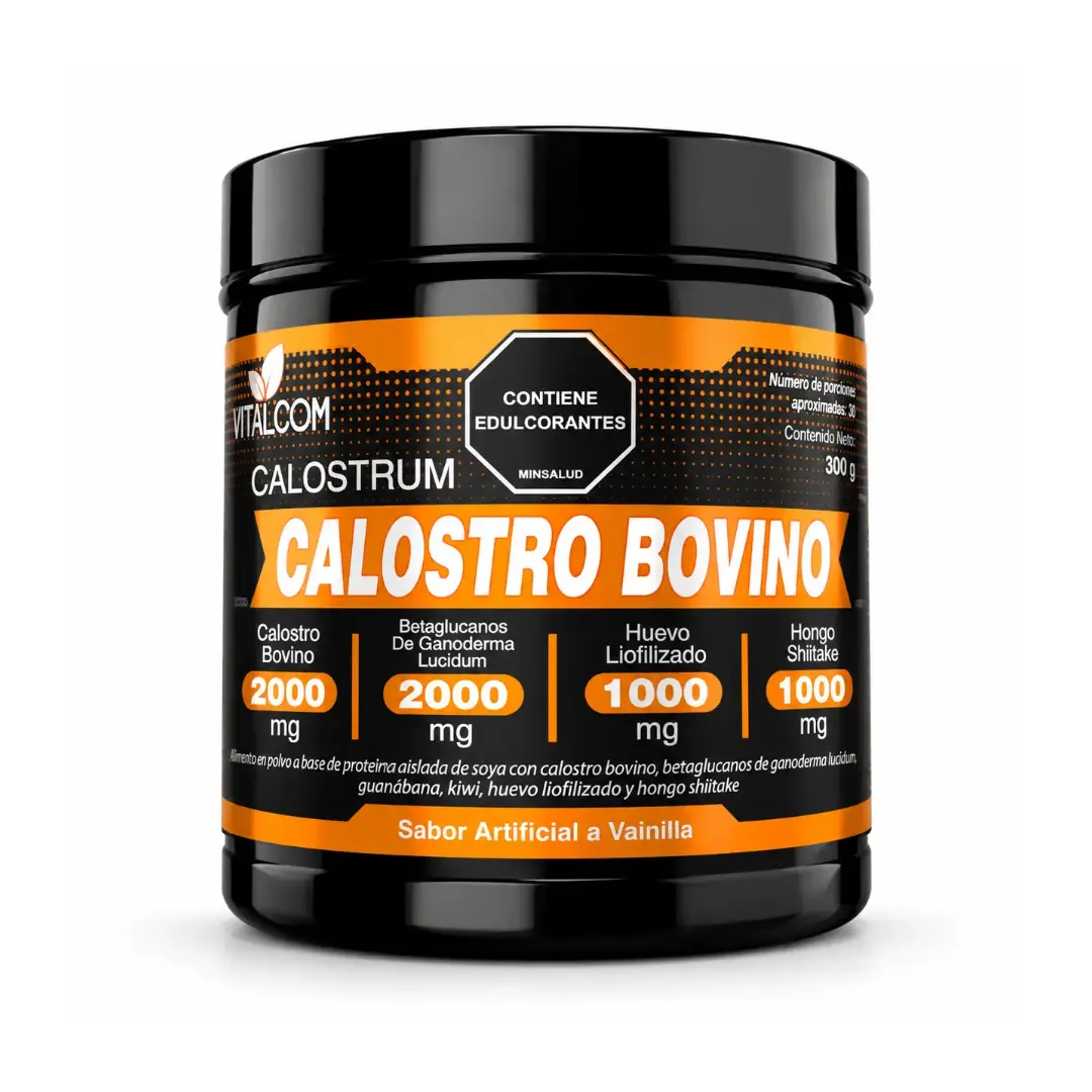 Calostro Bovino en polvo Vitalcom Calostrum, tarro de 300 g sabor vainilla de Pureza Nativa sobre fondo blanco